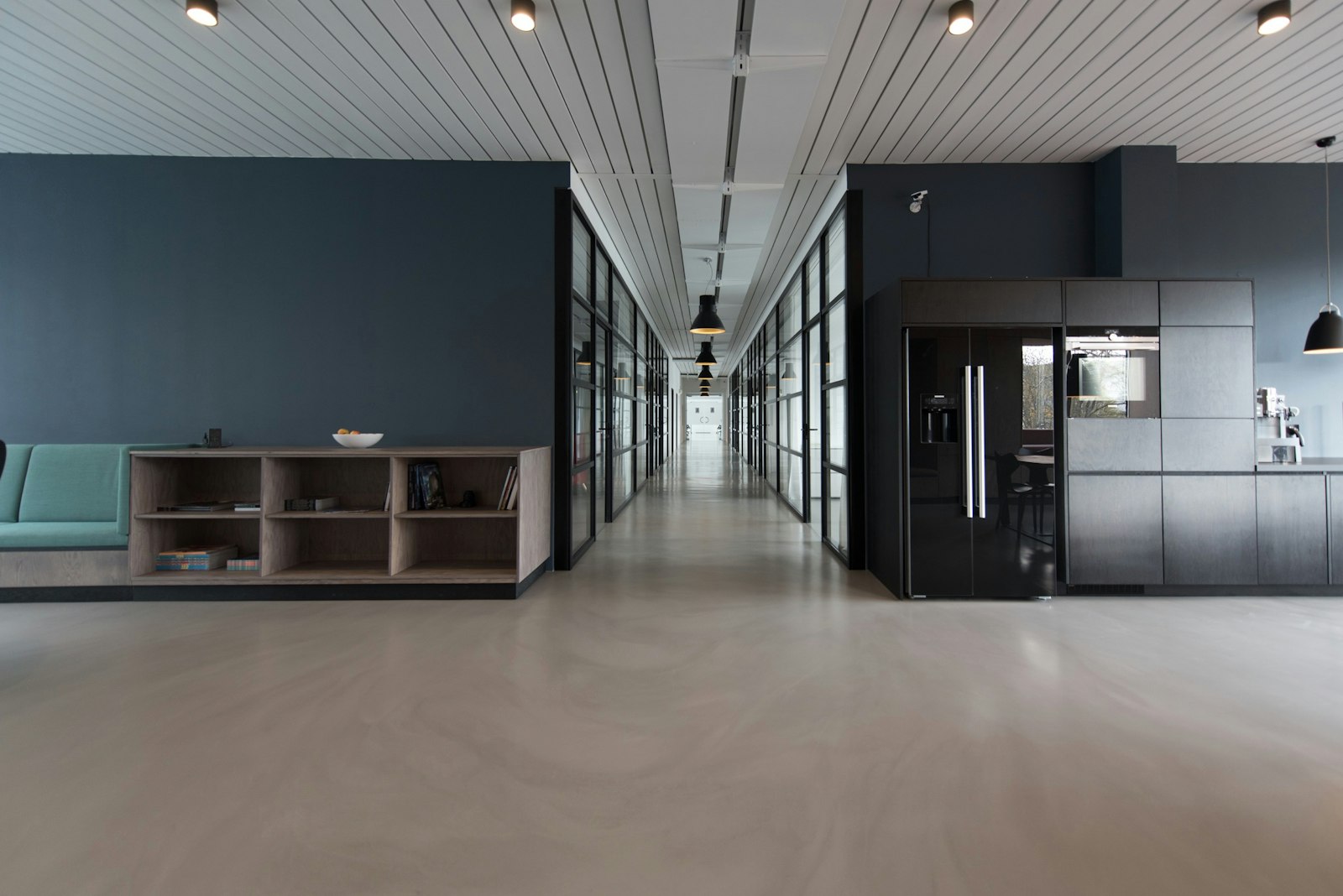 Commercial Facility Presentation